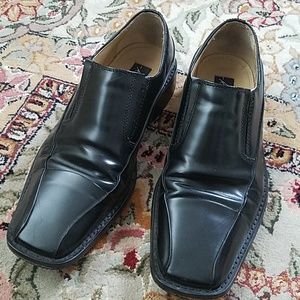 Kenneth Cole Shoes